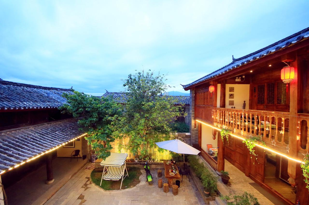 Peter Goullart Boutique Inn Lijiang  Bagian luar foto