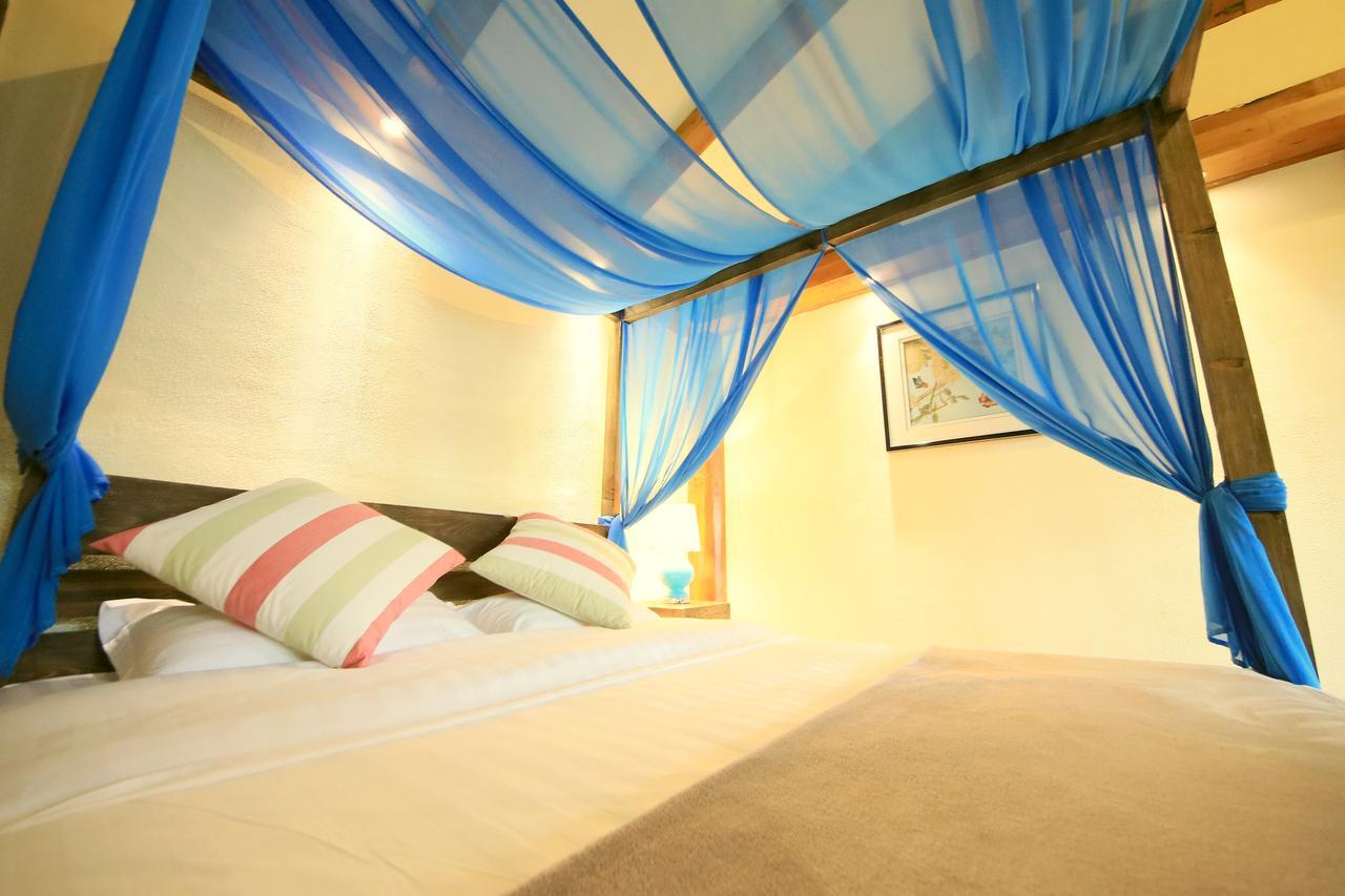 Peter Goullart Boutique Inn Lijiang  Bagian luar foto